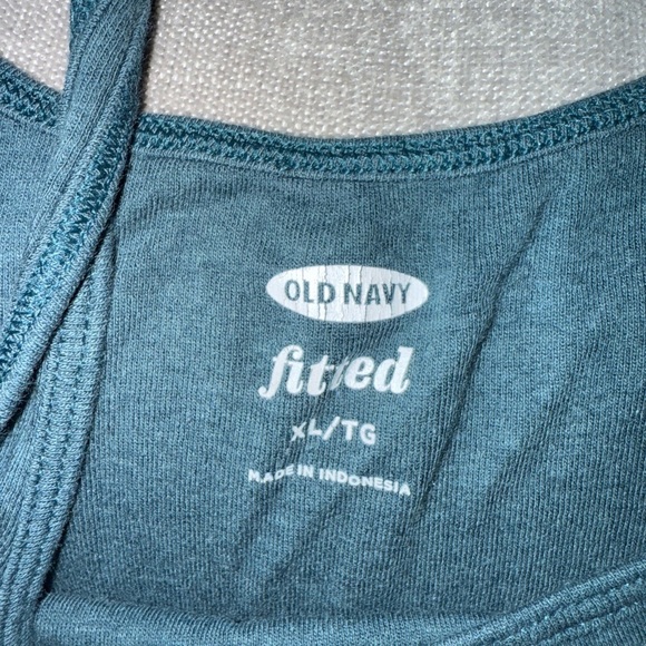 Old Navy Women's Teal Tank Top - Picture 2 of 3